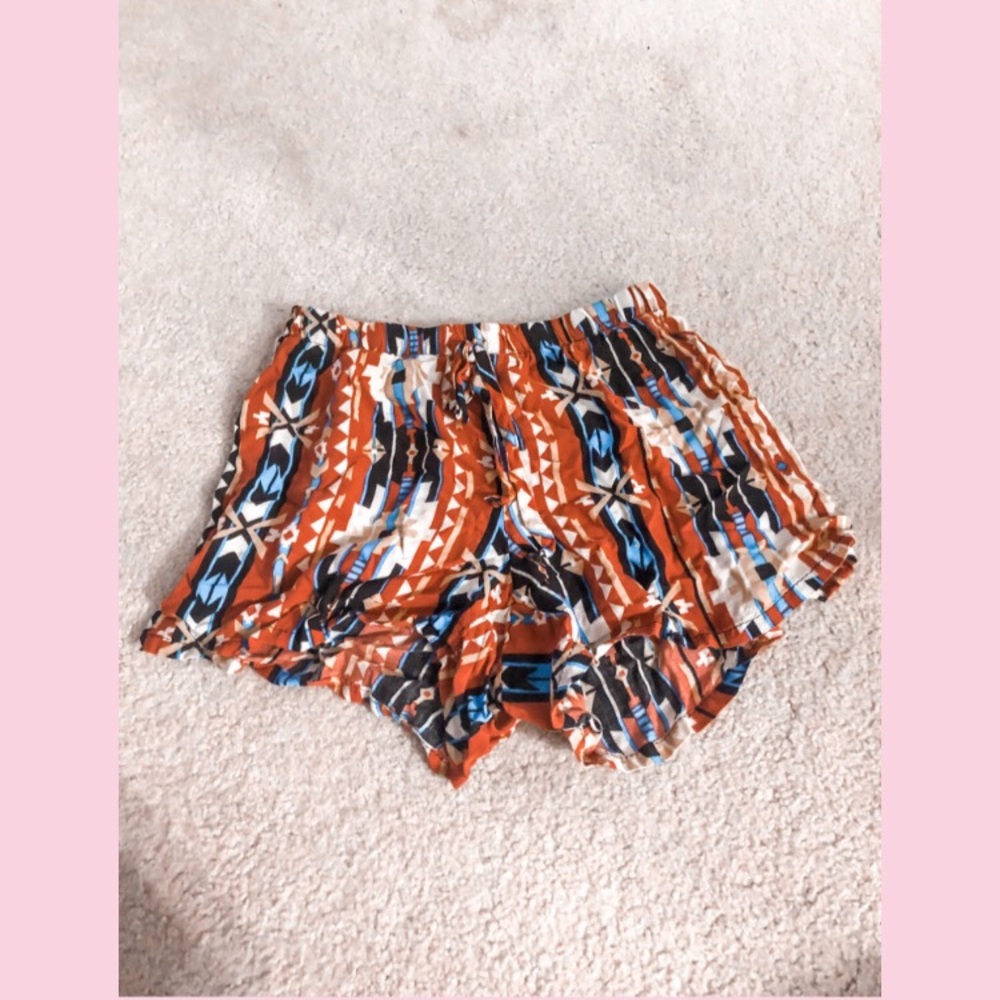 flowy pattern shorts